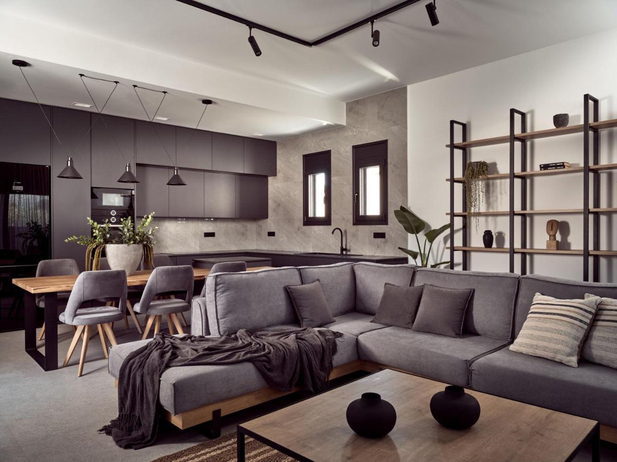 Noema Villa - Stylish Villa With Scenic Serenity, By Zantewize Sarakinadhon Bagian luar foto