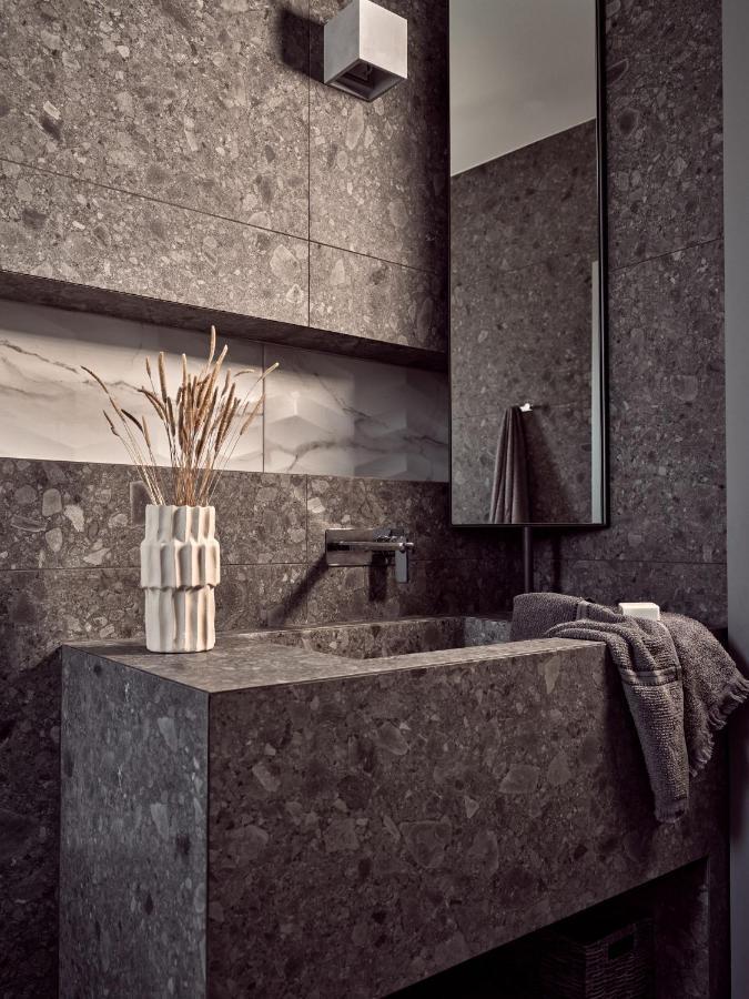 Noema Villa - Stylish Villa With Scenic Serenity, By Zantewize Sarakinadhon Bagian luar foto